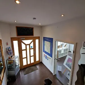 2* Hotel H5